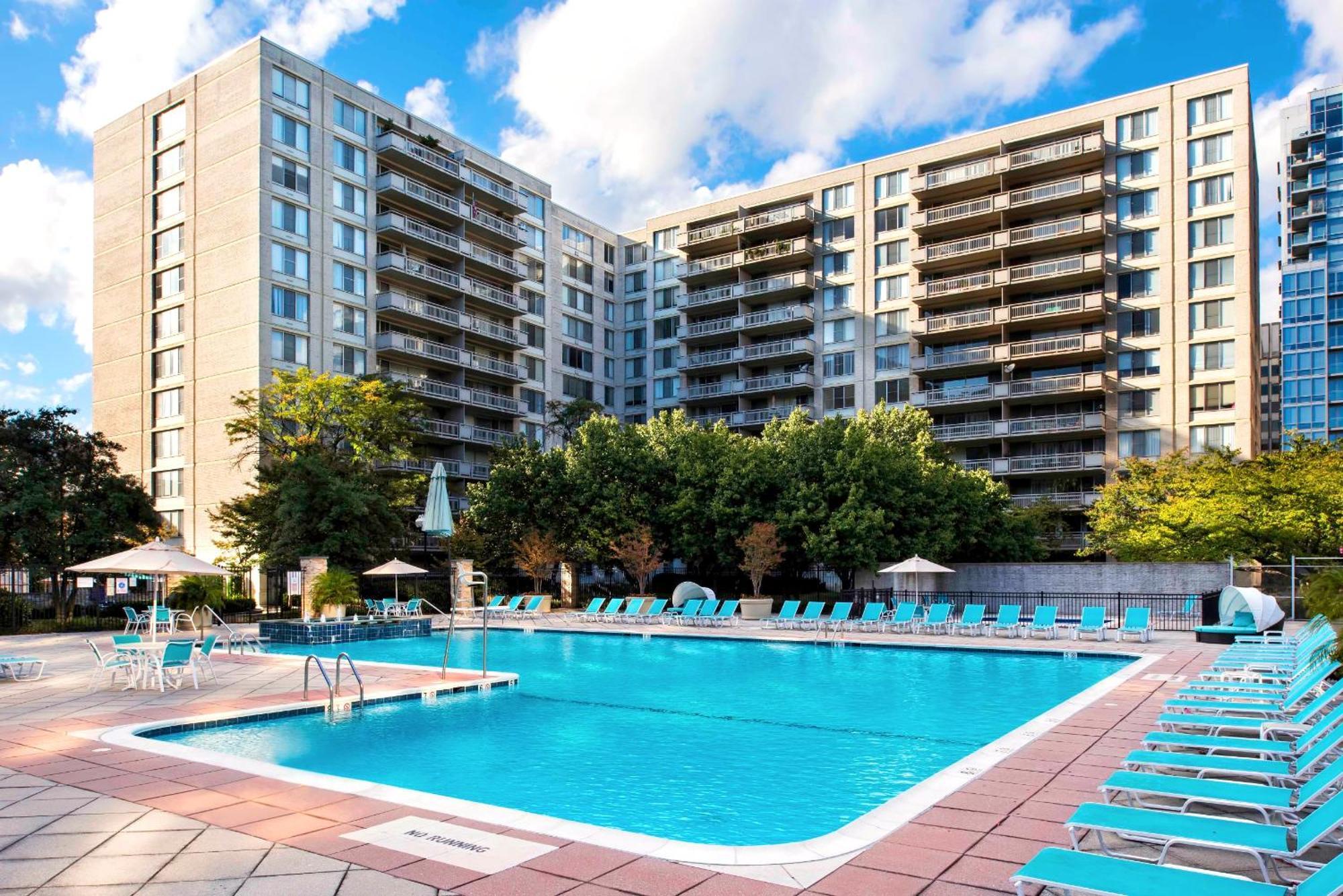 Apartment At Crystal City With Gym Arlington Exterior foto
